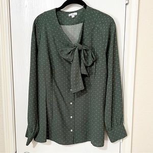 [LL Bean] Green w/Tiny White Dots Long Sleeves Tie Blouse Career